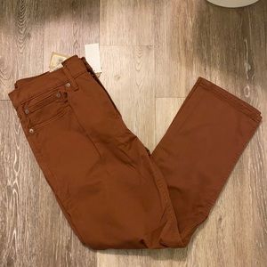 Brown Levi 34x30 502 regular taper. NWT